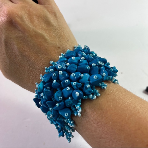 Howlite Turquoise Bracelet Chips seed bead Beach Coastal Mermaid - Picture 3 of 4